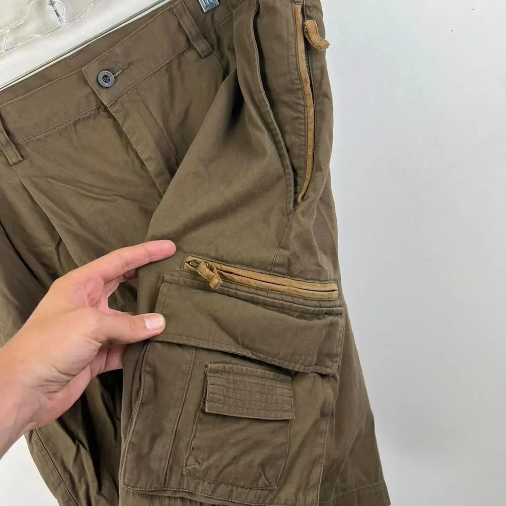 Orvis Brown Cargo Shorts Size XXL (42)